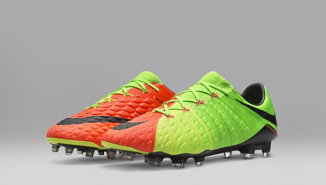 Новая коллекция бутс Nike — осторожно, радиация! Radiation Flare Pack